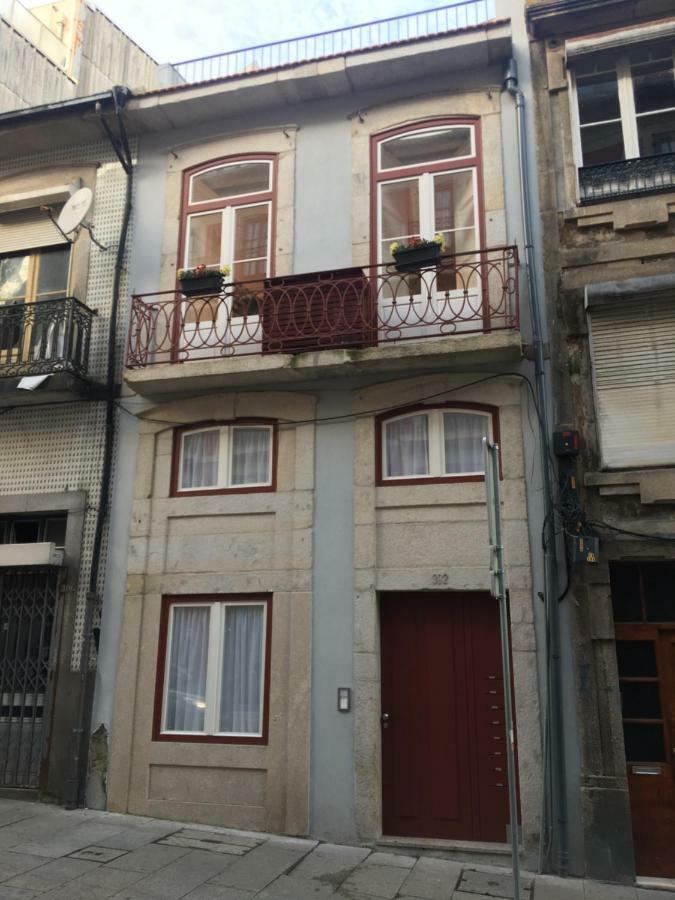 Almada Music Porto Exterior photo